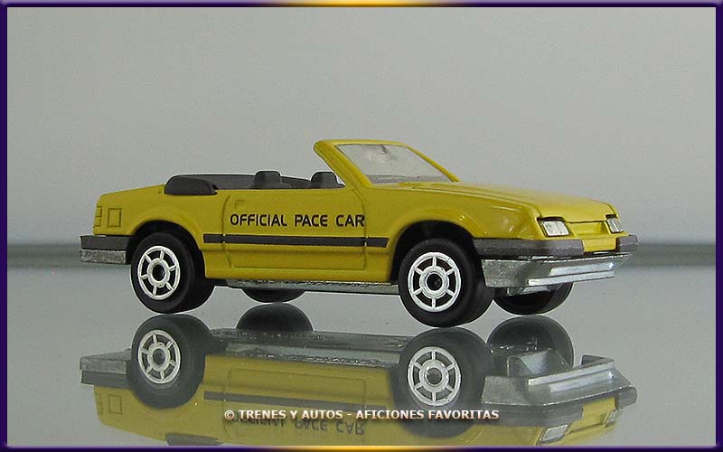 Ford Mustang Convertible