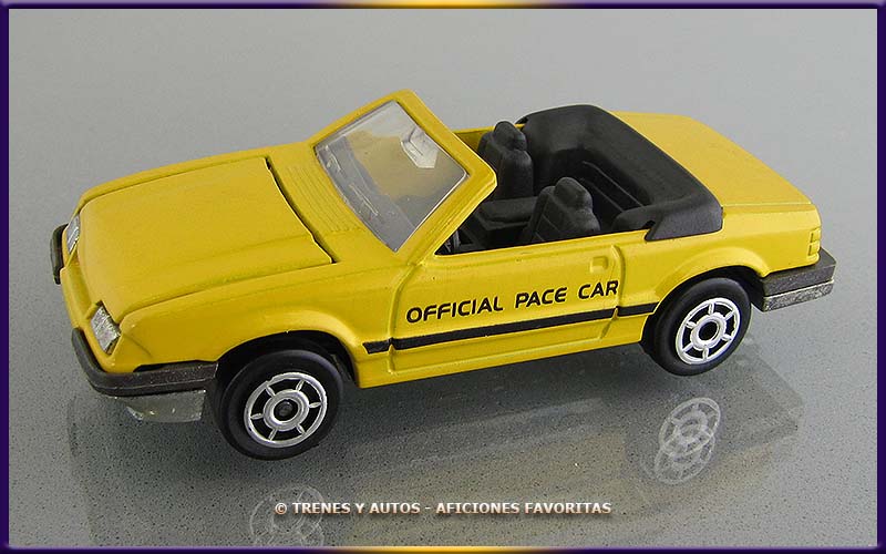 Ford Mustang Convertible