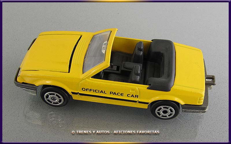 Ford Mustang Convertible