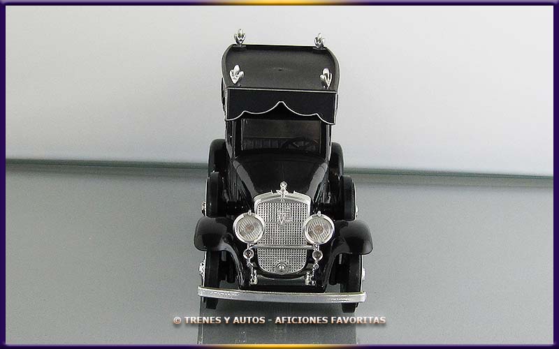 Cadillac V16 452A