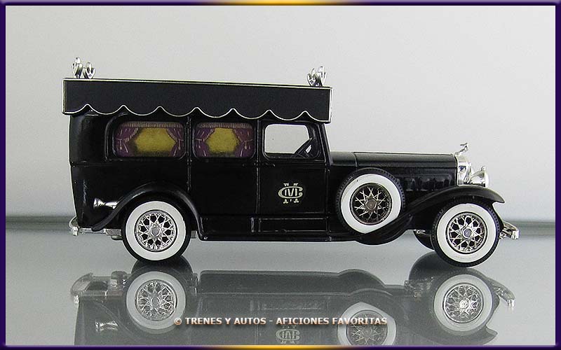 Cadillac V16 452A