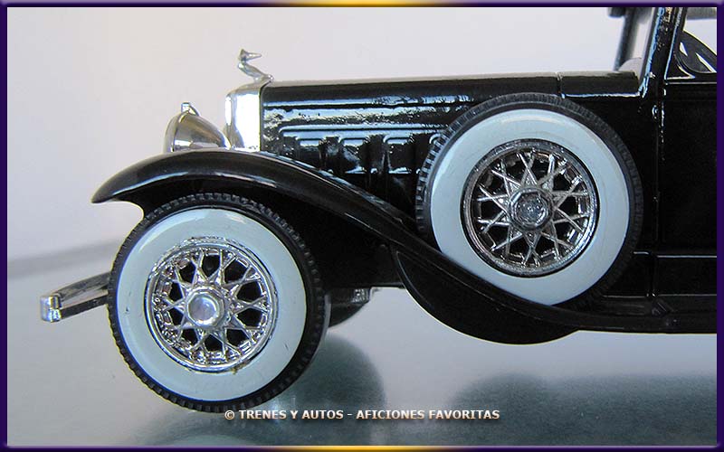 Cadillac V16 452A