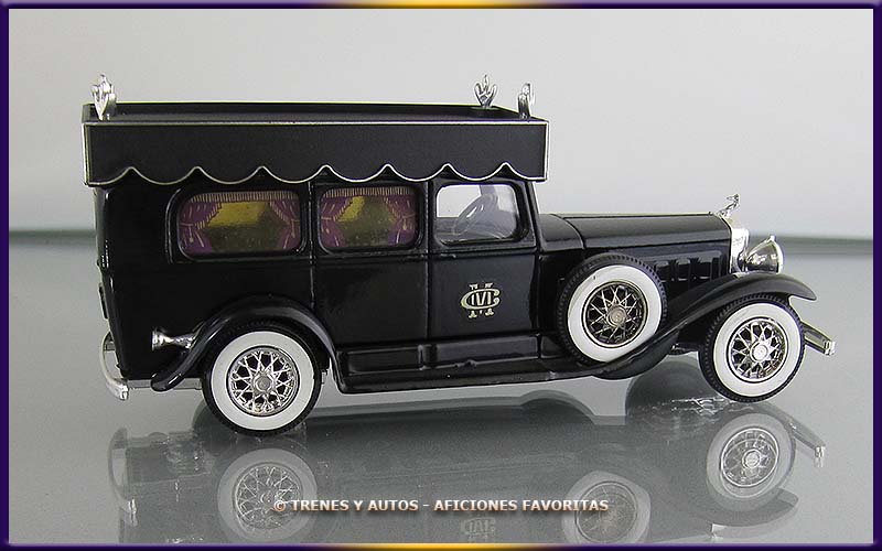 Cadillac V16 452A