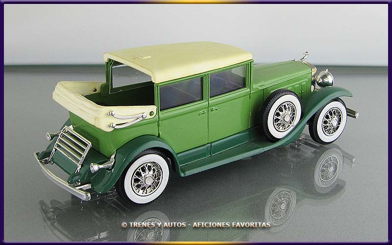 Cadillac V16 452A Imperial Sedán