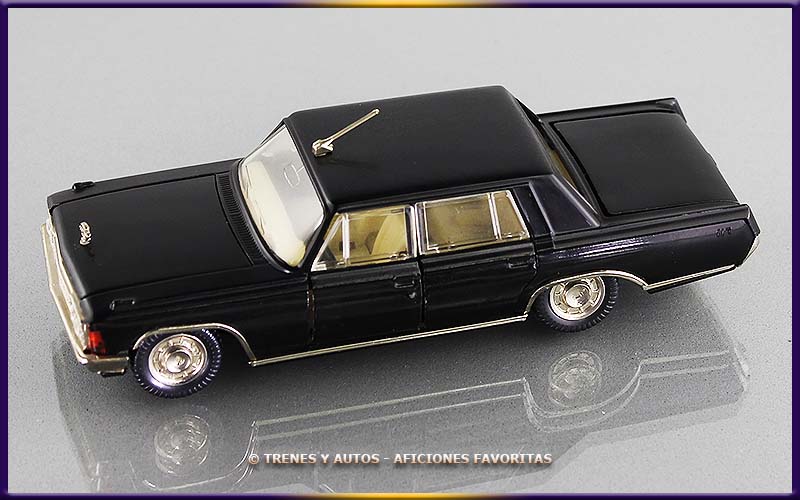 Zil 117 Limousine