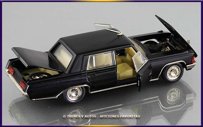 Zil 117 Limousine