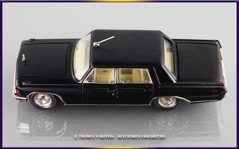 Zil 117 Limousine
