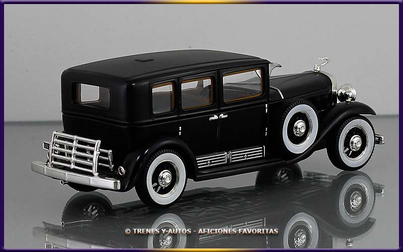 Cadillac V16 LWB Imperial Sedán