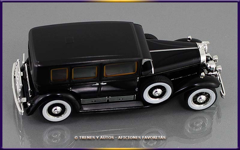 Cadillac V16 LWB Imperial Sedán