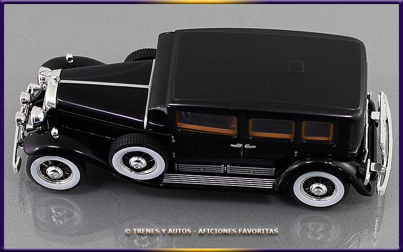 Cadillac V16 LWB Imperial Sedán