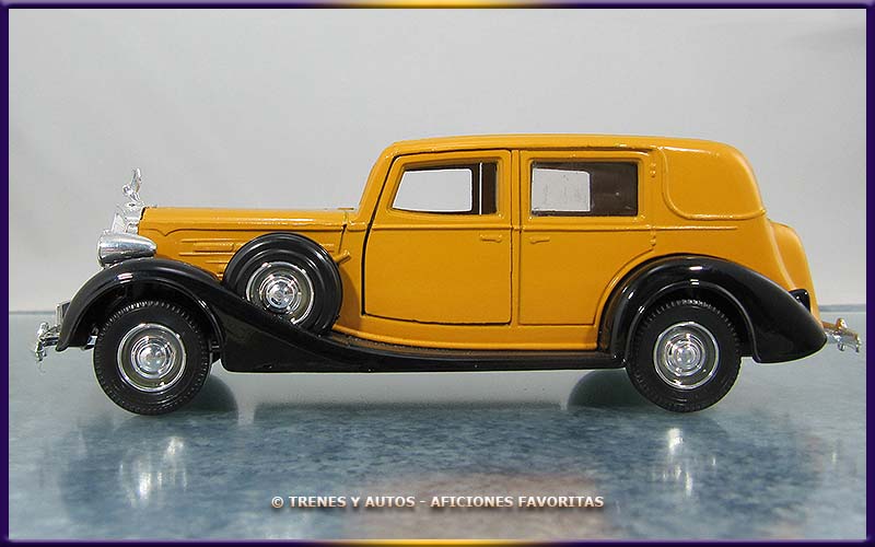 Packard Súper 8 Sedán