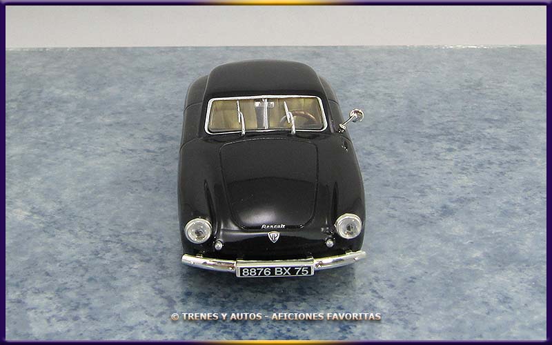 Renault 4 CV Vernet Pairard R1062