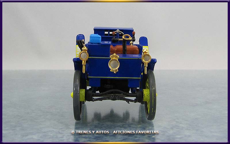 Peugeot L'Eclair Rennwagen Michelin
