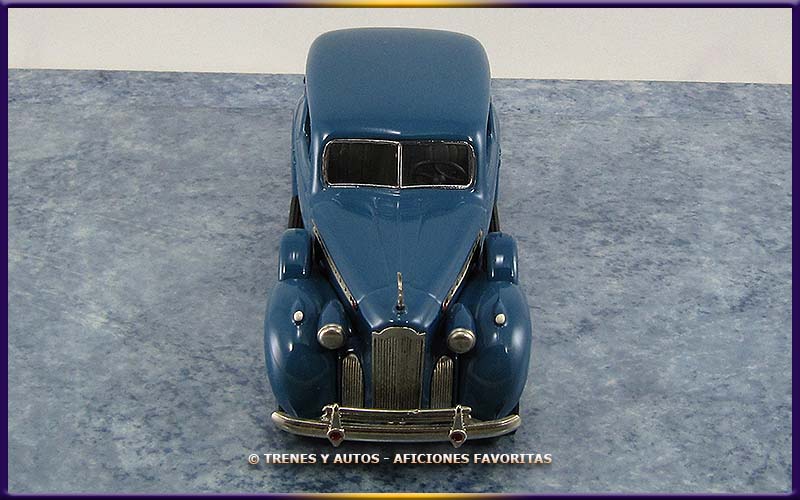 Packard Súper 8 Sedán