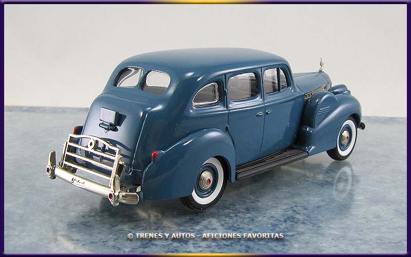 Packard Súper 8 Sedán