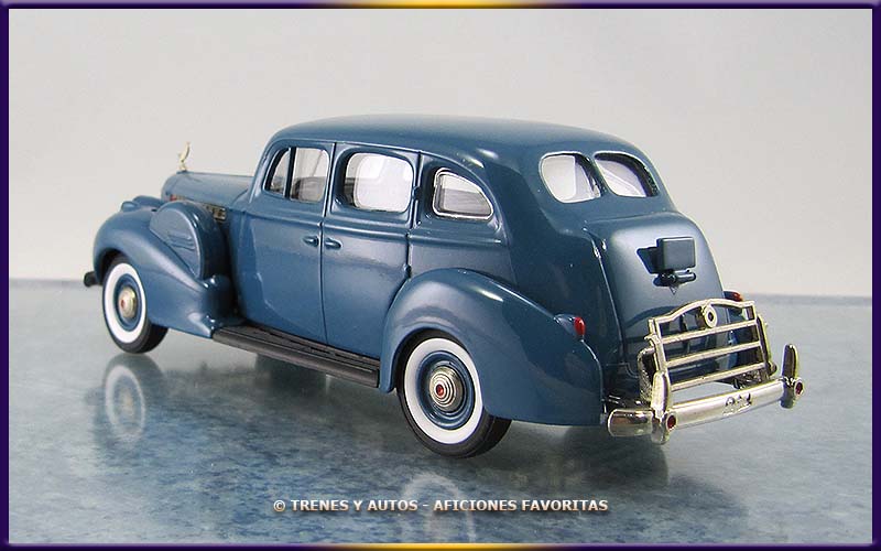 Packard Súper 8 Sedán