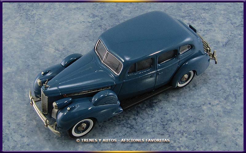Packard Súper 8 Sedán
