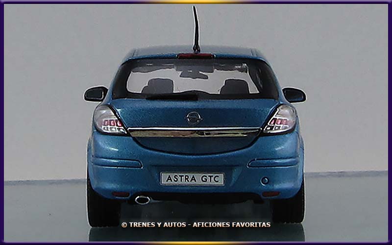 Opel Astra GTC Serie 3