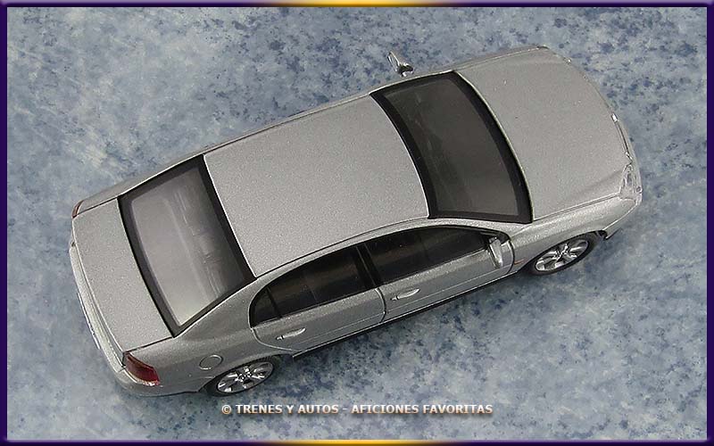 Opel Vectra Sedán