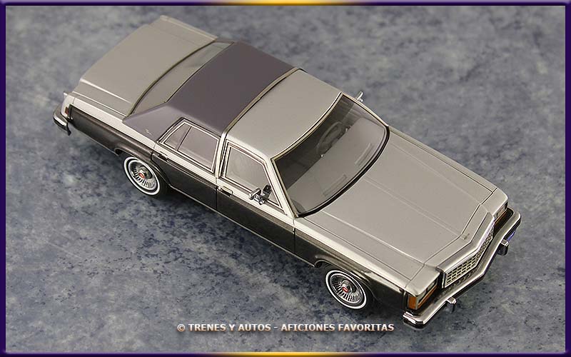 Ford LTD Crown Victoria