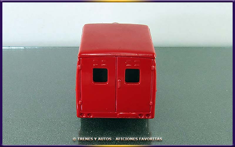 Commer 8 CWT Van