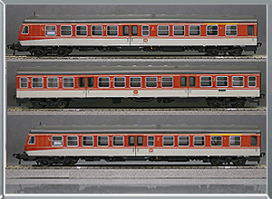 Automotor serie 614 con coche intermedio serie 914 - DB