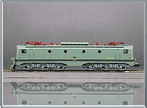 Locomotora eléctrica Serie 276 con quitanieves - Renfe