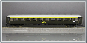 Coche pasajeros Serie 8000 AA-8033 - Renfe