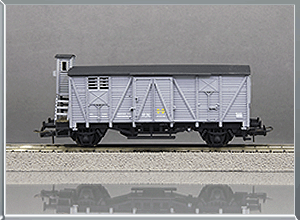Vagón cerrado J 300000 garita elevada - Renfe