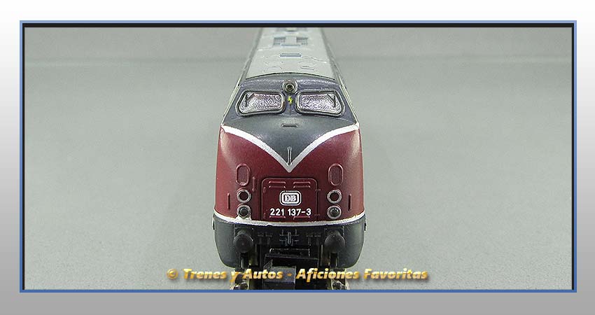 Locomotora diésel BR-221 DB