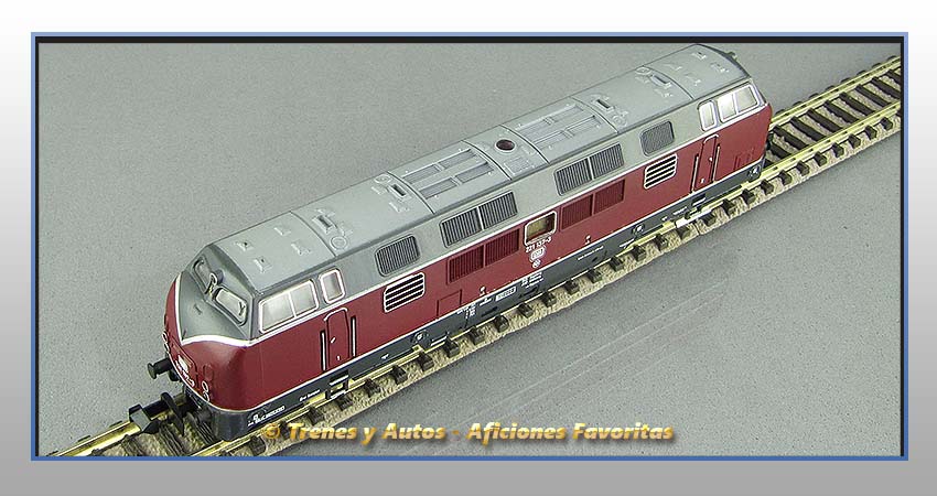 Locomotora diésel BR-221 DB