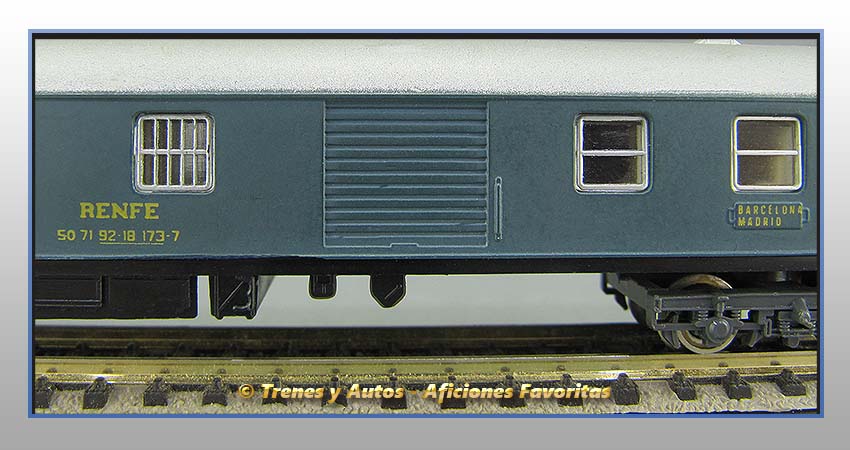 Furgón Seir 8000 RENFE