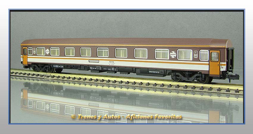Coche pasajeros Serie 10000 Estrella RENFE