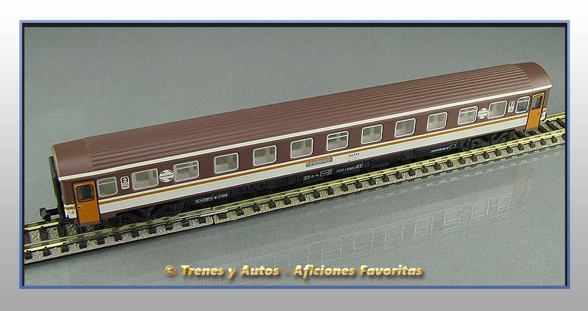 Coche pasajeros Serie 10000 Estrella RENFE