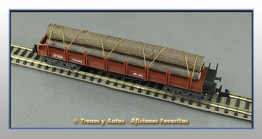 Vagón teleros con troncos T.10.200 Renfe