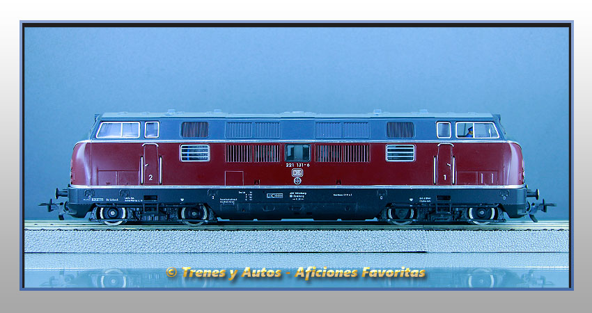 Locomotora diésel Serie 221 -DB