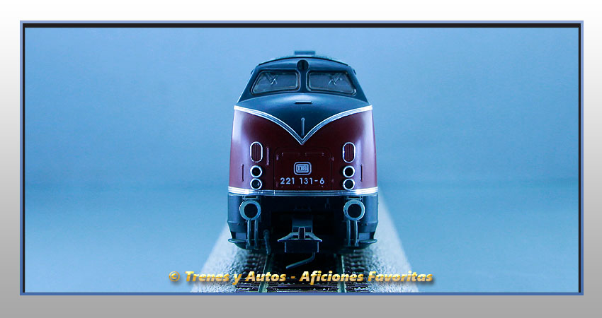 Locomotora diésel Serie 221 -DB