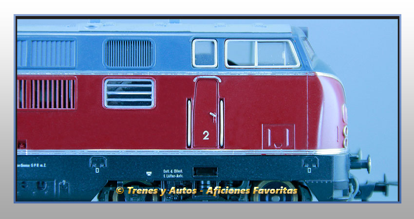 Locomotora diésel Serie 221 -DB
