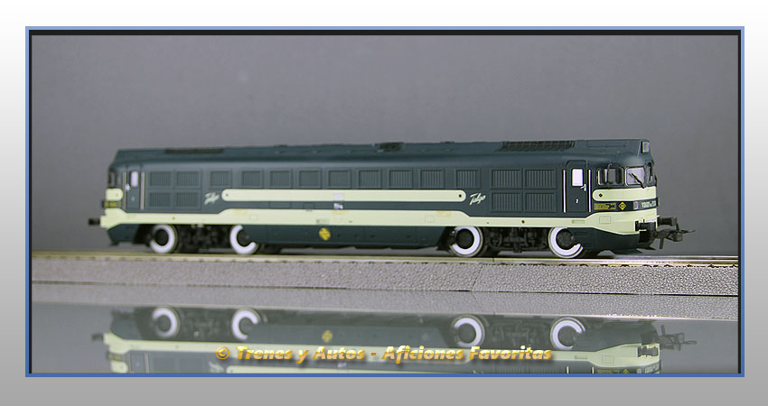 Locomotora diésel 353 "Virgen del Yugo" Talgo Pendular - Renfe