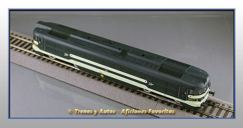 Locomotora diésel 353 "Virgen del Yugo" Talgo Pendular - Renfe