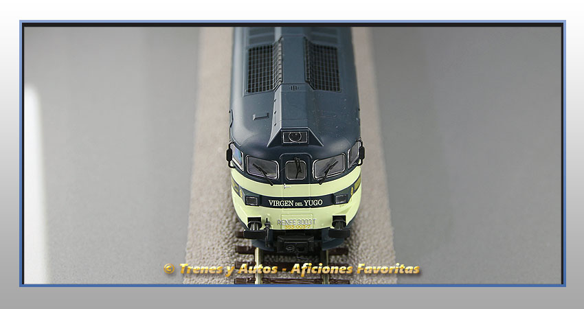 Locomotora diésel 353 "Virgen del Yugo" Talgo Pendular - Renfe