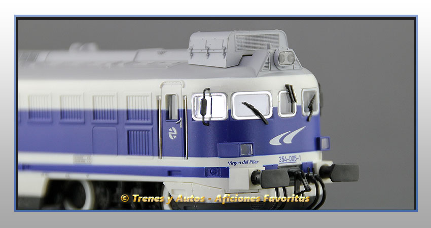 Locomotora diésel 354 "Virgen del Pilar" Grandes Líneas - Renfe