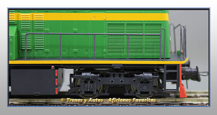 Locomotora diésel Serie 10800 Tipo UM10B "Yé-Yé" - Renfe