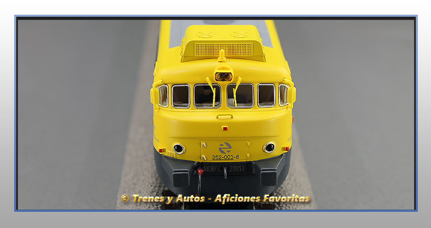 Locomotora diésel Serie 352 "Virgen del Perpetuo Socorro" - Renfe