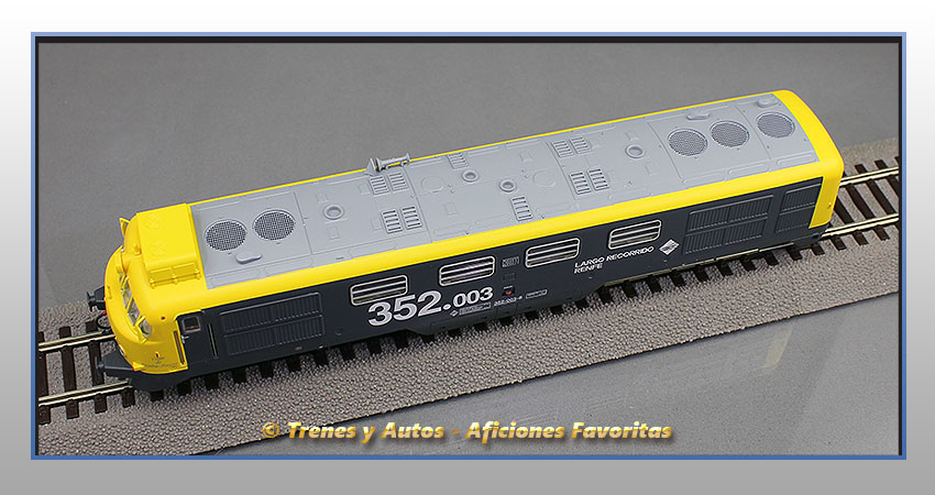 Locomotora diésel Serie 352 "Virgen del Perpetuo Socorro" - Renfe