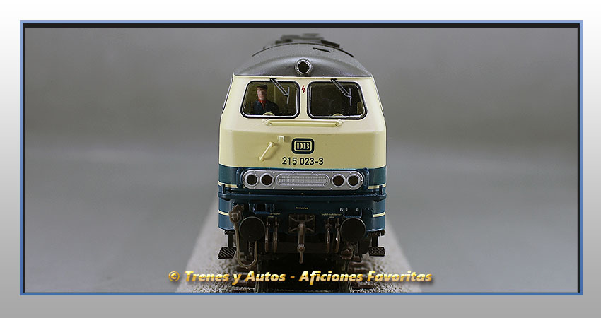 Locomotora diésel Serie 215 - DB