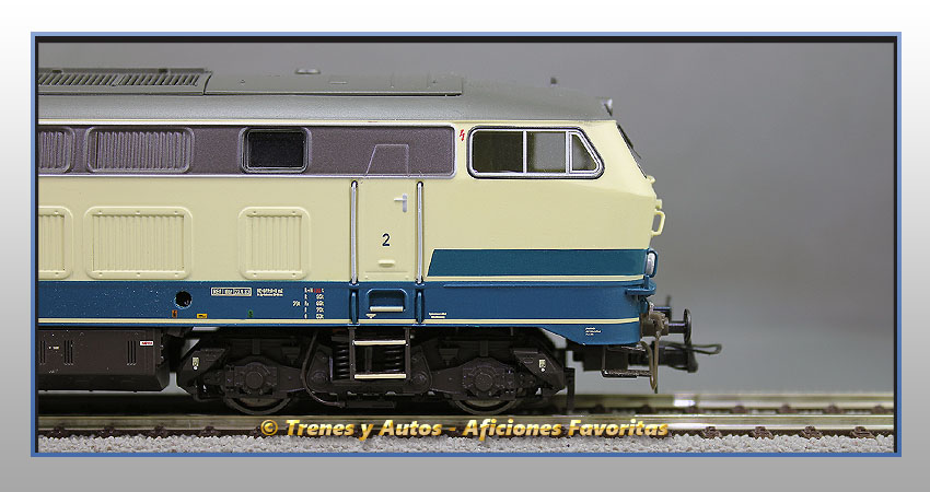 Locomotora diésel Serie 215 - DB