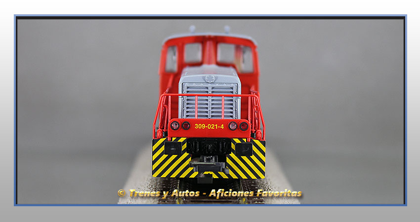 Locomotora diésel maniobras Serie 309 (Gris/Rojo) - Renfe