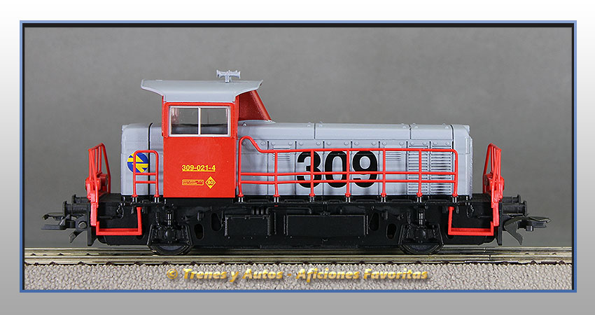 Locomotora diésel maniobras Serie 309 (Gris/Rojo) - Renfe