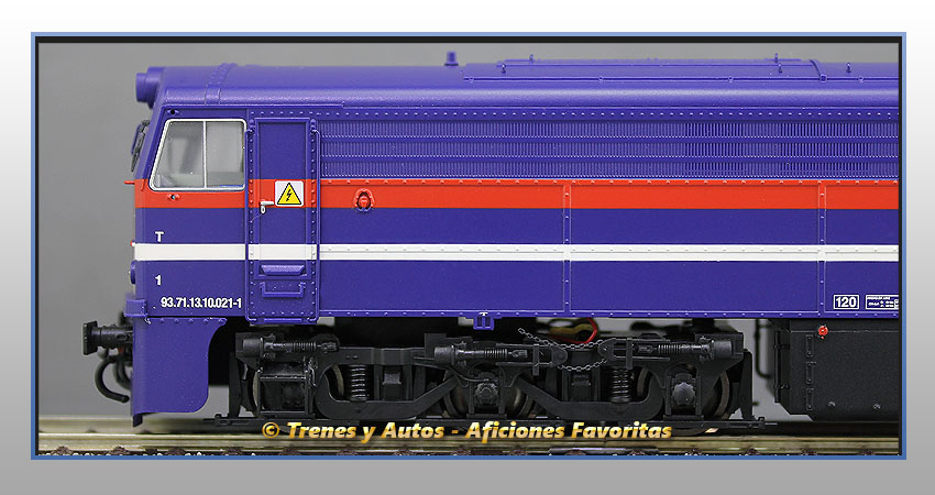 Locomotora diésel Serie 321 P-321-021 - Acciona